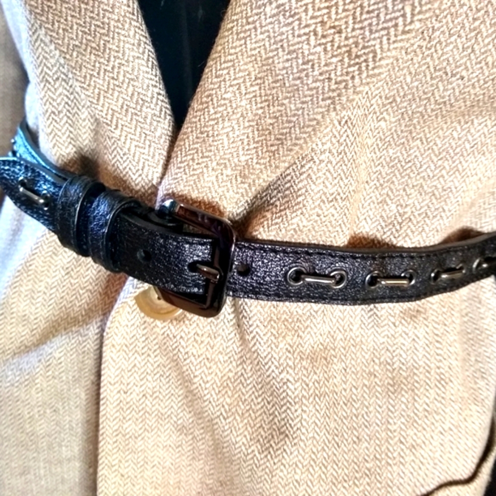 BURBERRY Designer Vtg Black Leather Staple Style Two Buckle Adjustable Belt 31"